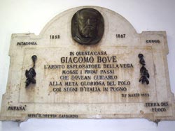 Lapide nella casa di Giacomo Bove